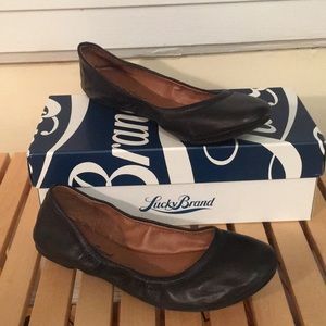 Black Lucky Flats ☘️